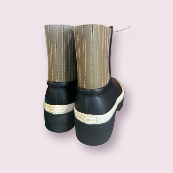 Tory Burch Woman’s Hurricane Block Heal Rain Boots sz 7Med NWOT - Picture 3 of 3